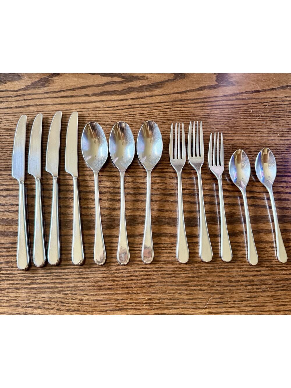 ROBERT WELCH IONA Tour Stainless‎ Steel Flatware 18/10 Crate & Barrel 12 Piece